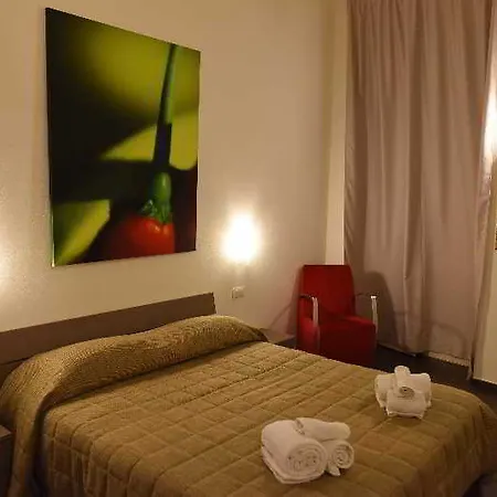 Up Room&suite Bed & Breakfast 2*