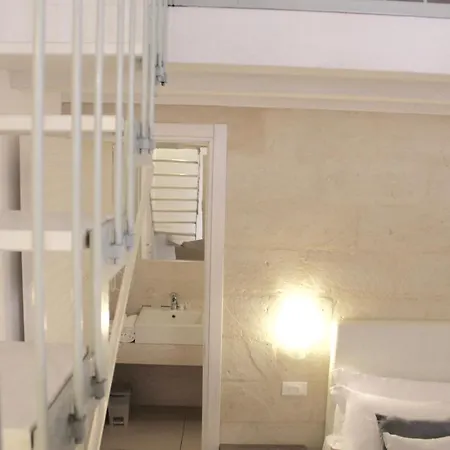 Up Room&suite Bed & Breakfast Lecce