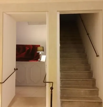Up Room&suite
