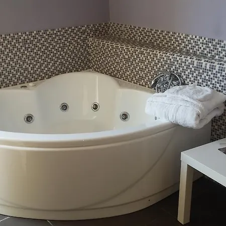 Up Room&suite