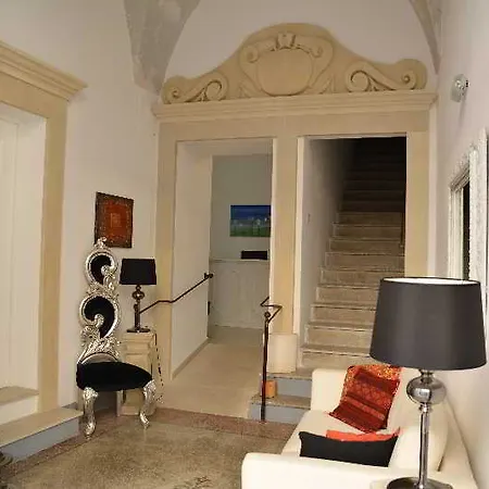 Up Room&suite 2* Lecce