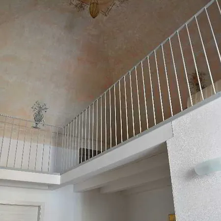 Up Room&suite 2* Lecce