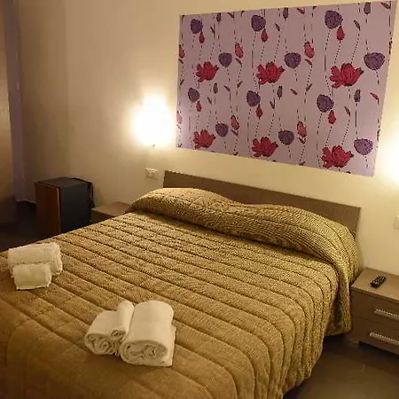 Up Room&suite Bed & Breakfast 2*